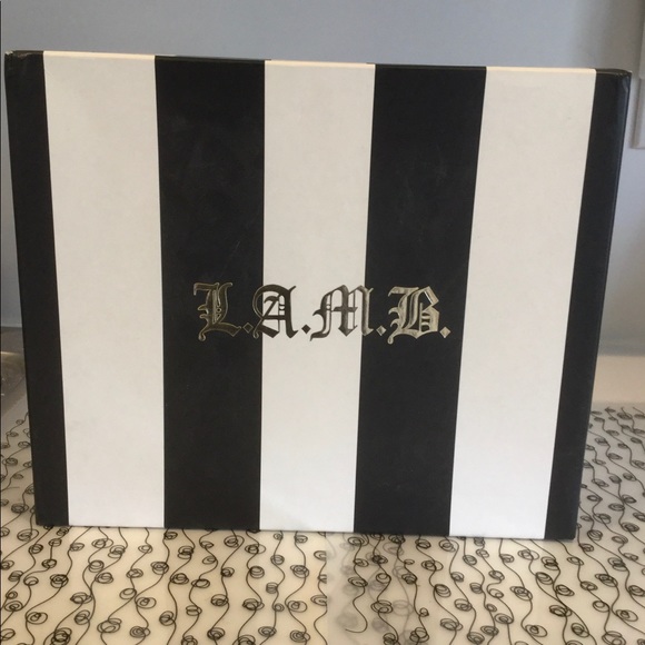 L. A. M. B. Ladonna Sandals Size 7 1/2 Black NIB - Picture 9 of 12